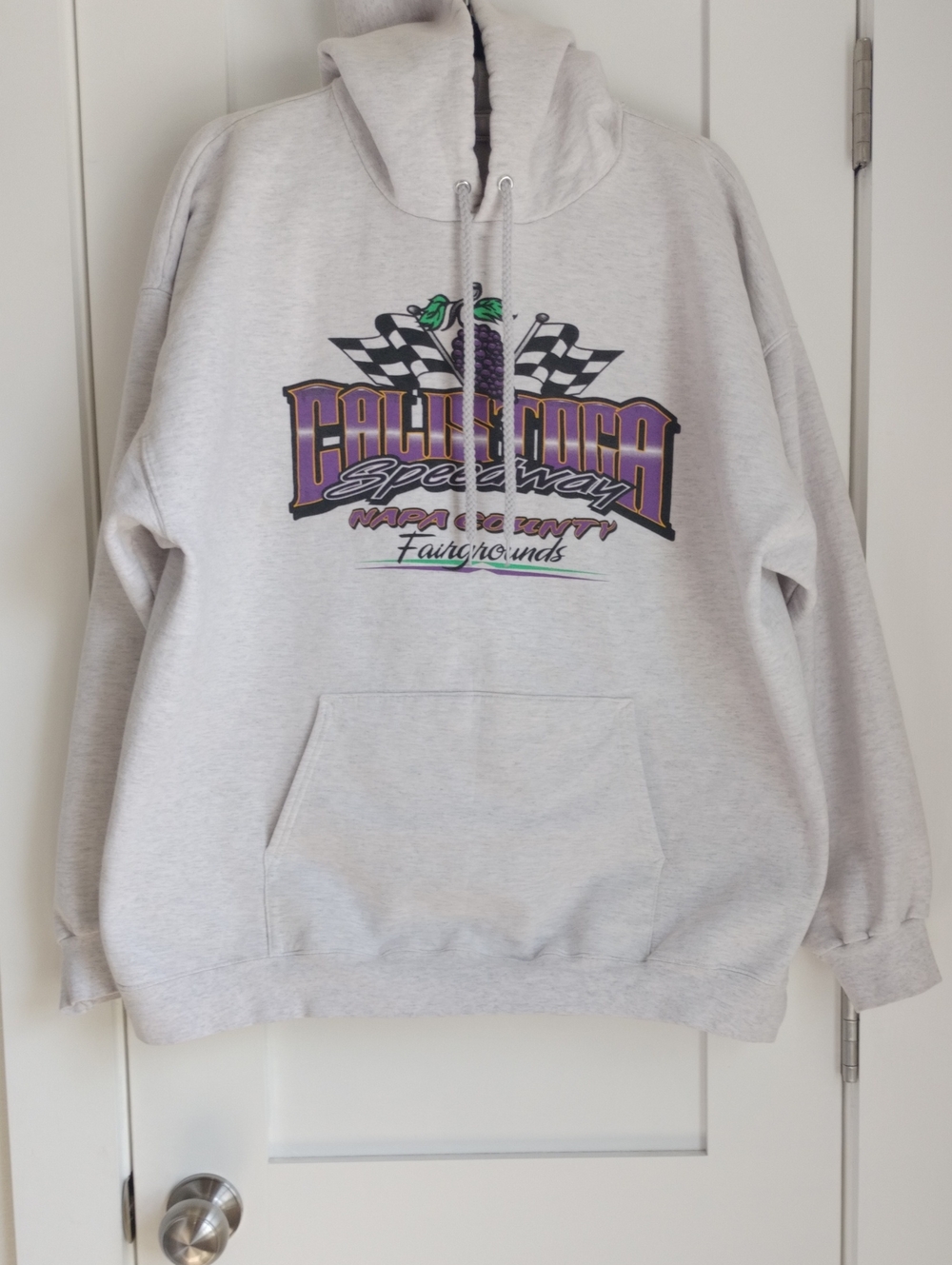 Men’s Light Gray Graphic Hoodie - Calistoga Speedway